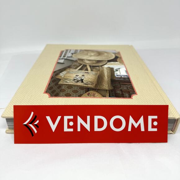 Island Hopping Amanda Lindroth Design Hardcover coffee table book Decor Homes - Picture 11 of 12